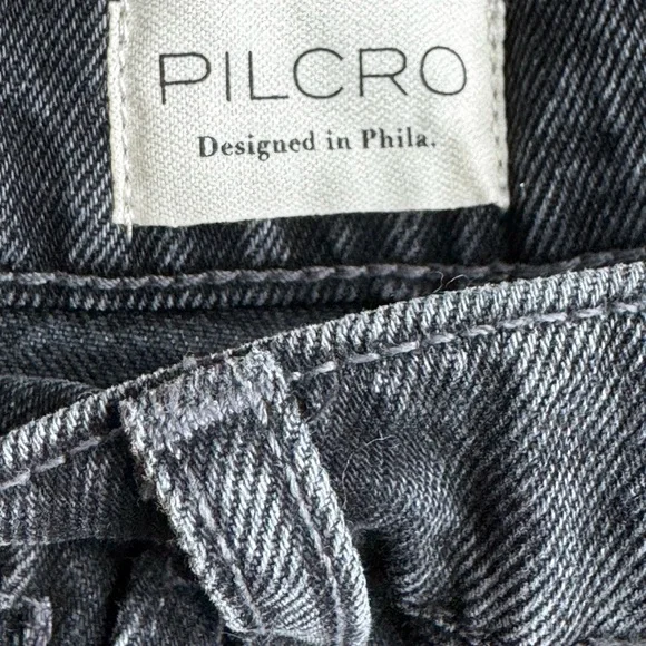 Anthropologie PILCRO Devon Rhinestone Distressed Denim Shorts Black Wash 25 NWT - Picture 9 of 13